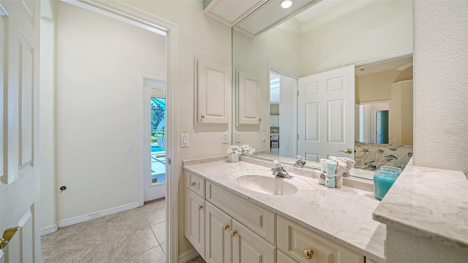 8922 BLOOMFIELD BLVD — photo 27