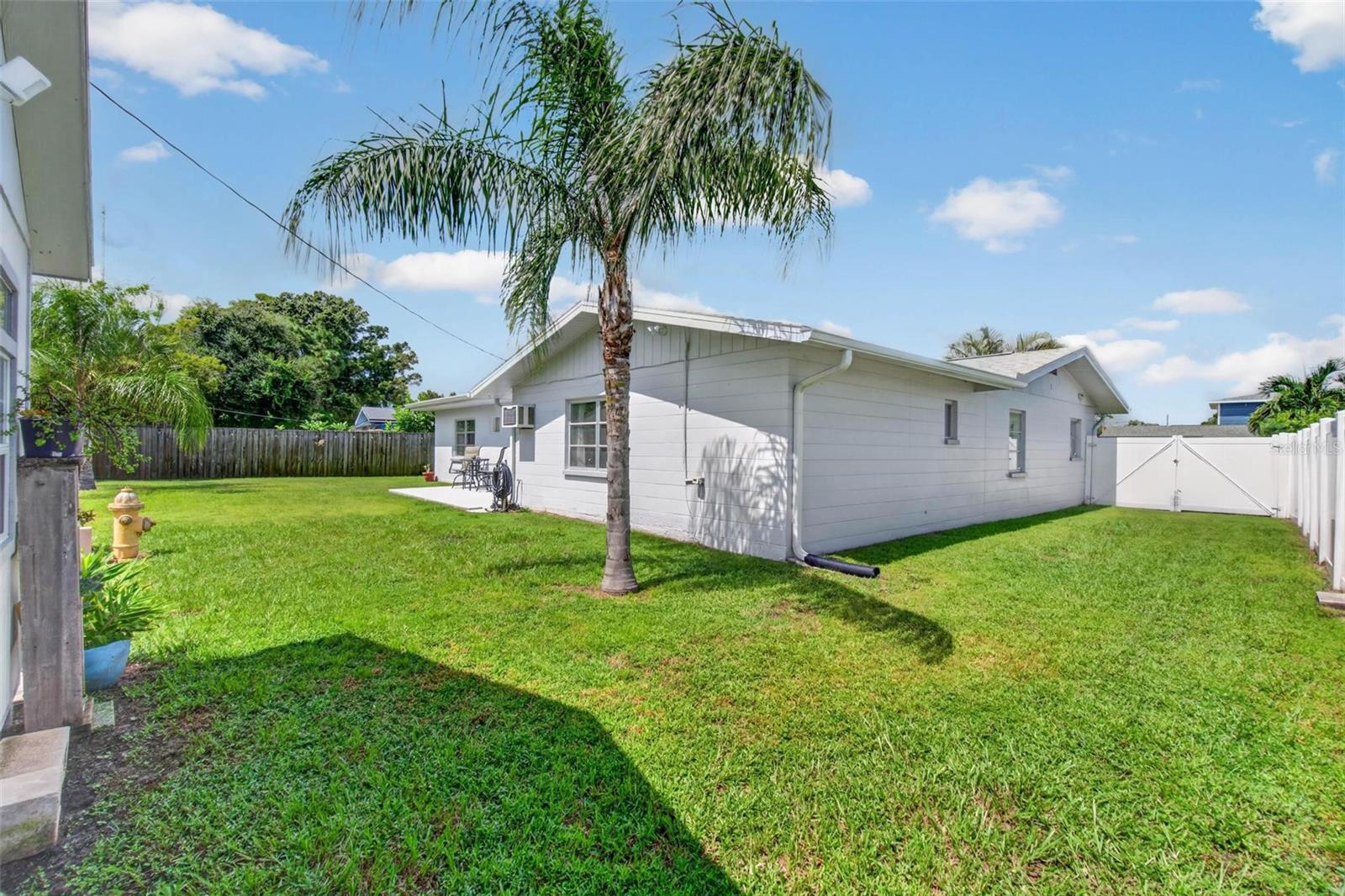 8428 IRIS AVE — photo 27