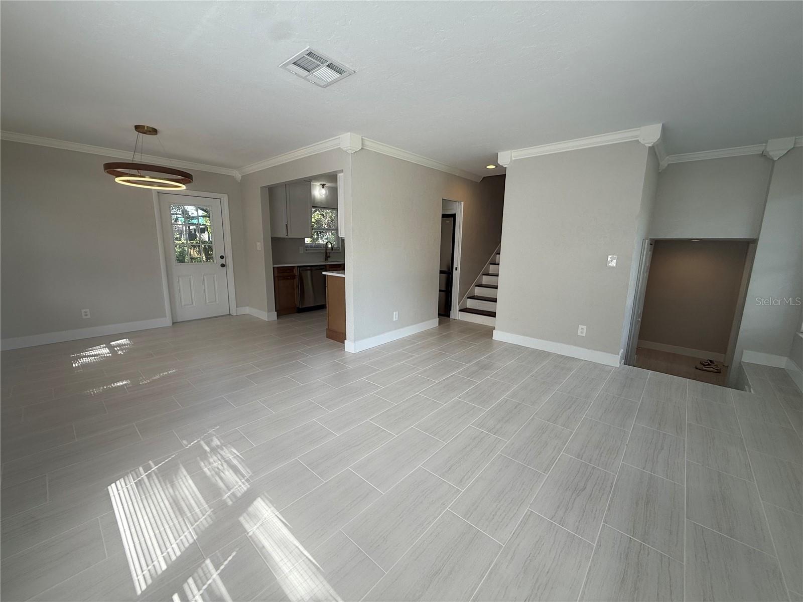 3135 ALTA VISTA ST — photo 6