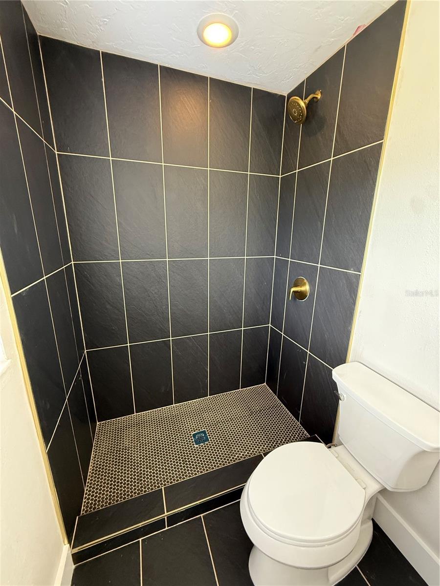 3135 ALTA VISTA ST — photo 18
