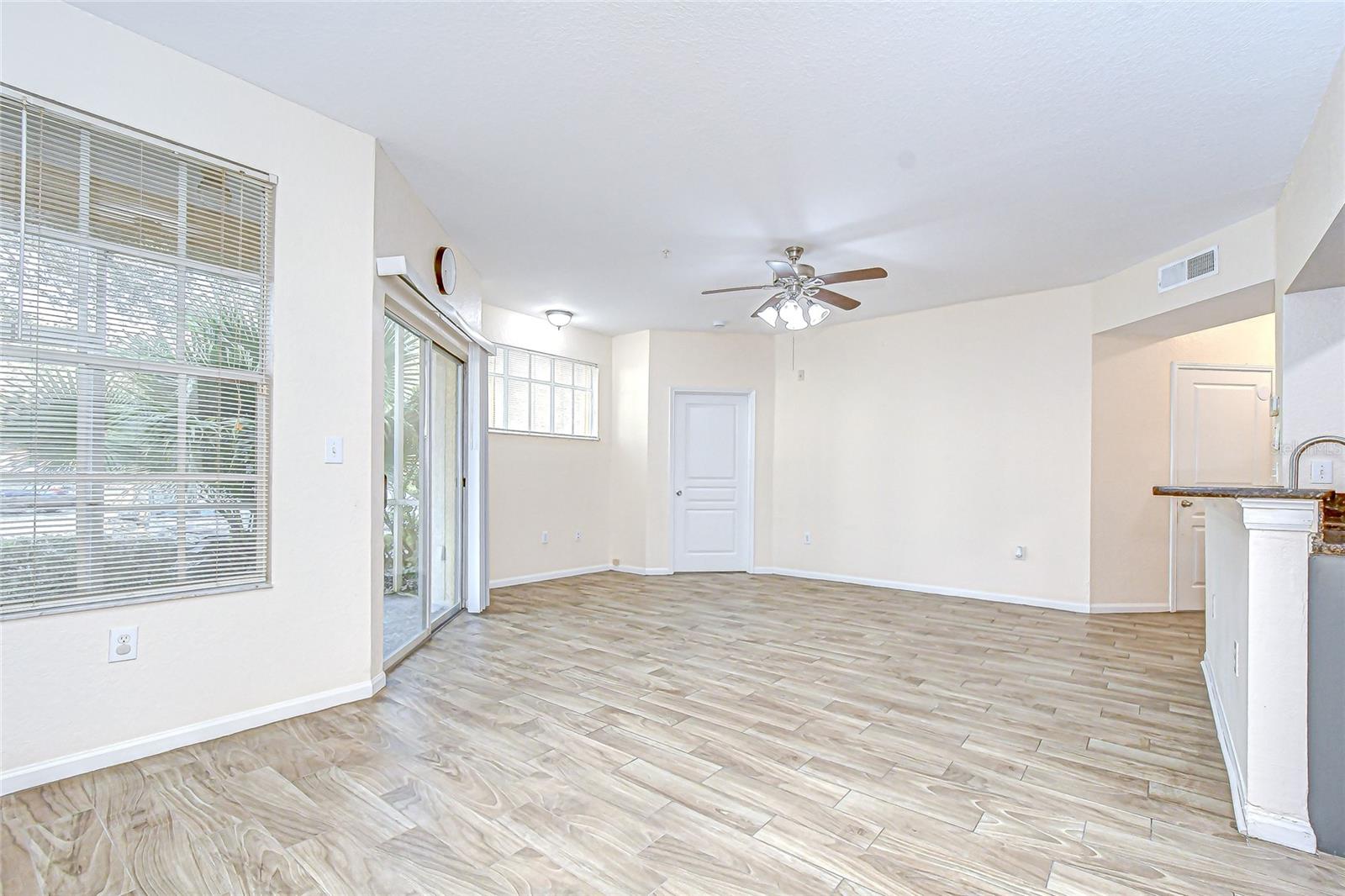 5125 PALM SPRINGS BLVD #3104 — photo 8