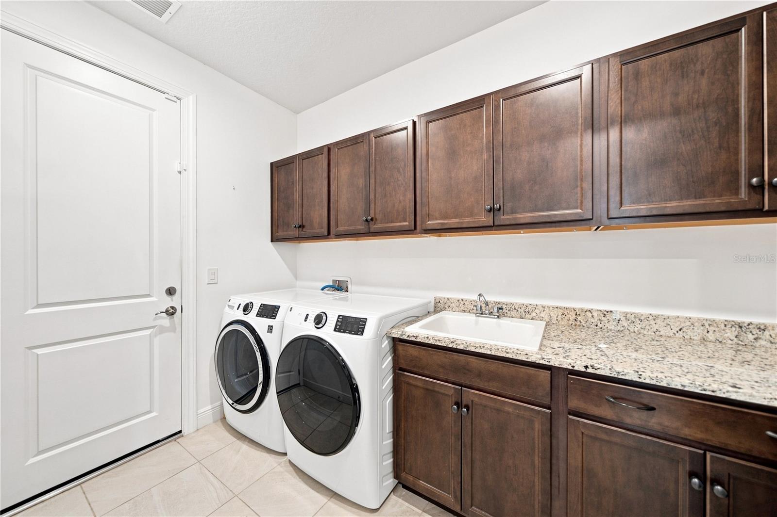 4952 FAIRHOPE CIR — photo 29