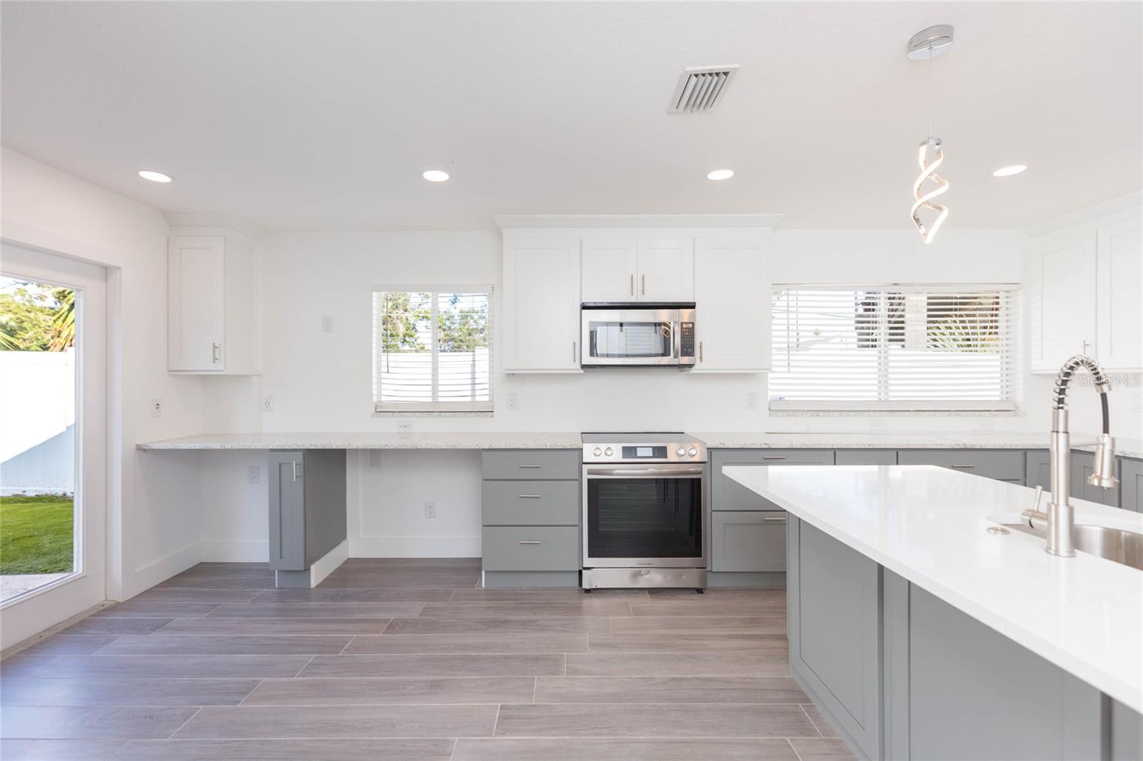 3943 ARKANSAS AVE NE — photo 23
