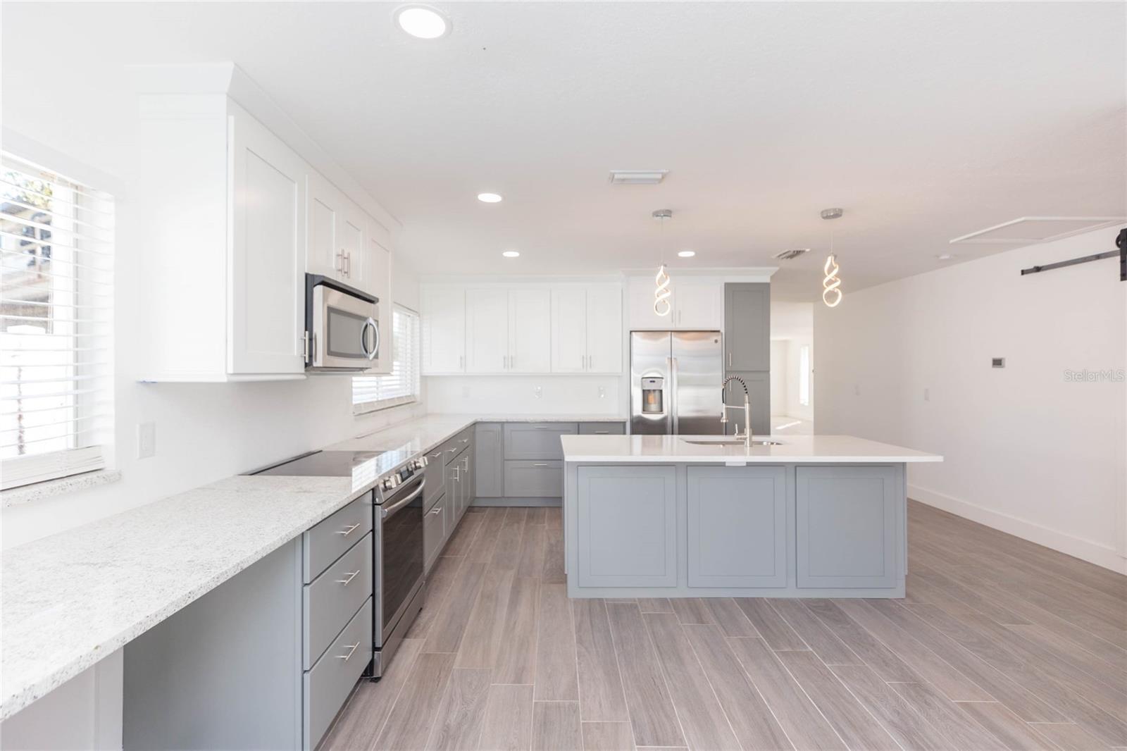3943 ARKANSAS AVE NE — photo 25