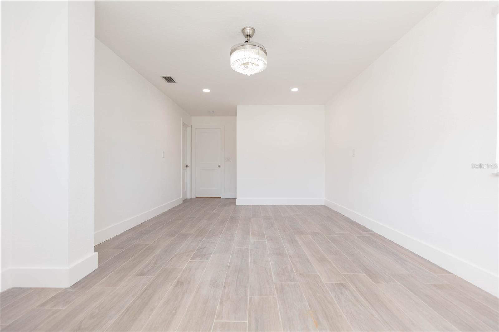 3943 ARKANSAS AVE NE — photo 15