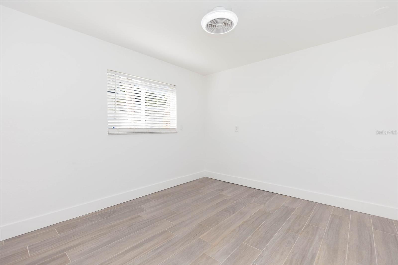 3943 ARKANSAS AVE NE — photo 11