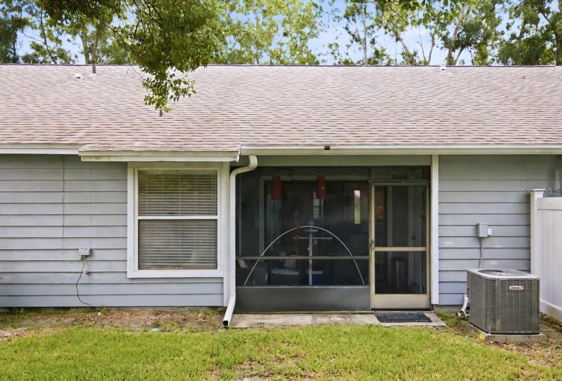 2712 BENTLEY DR — photo 21