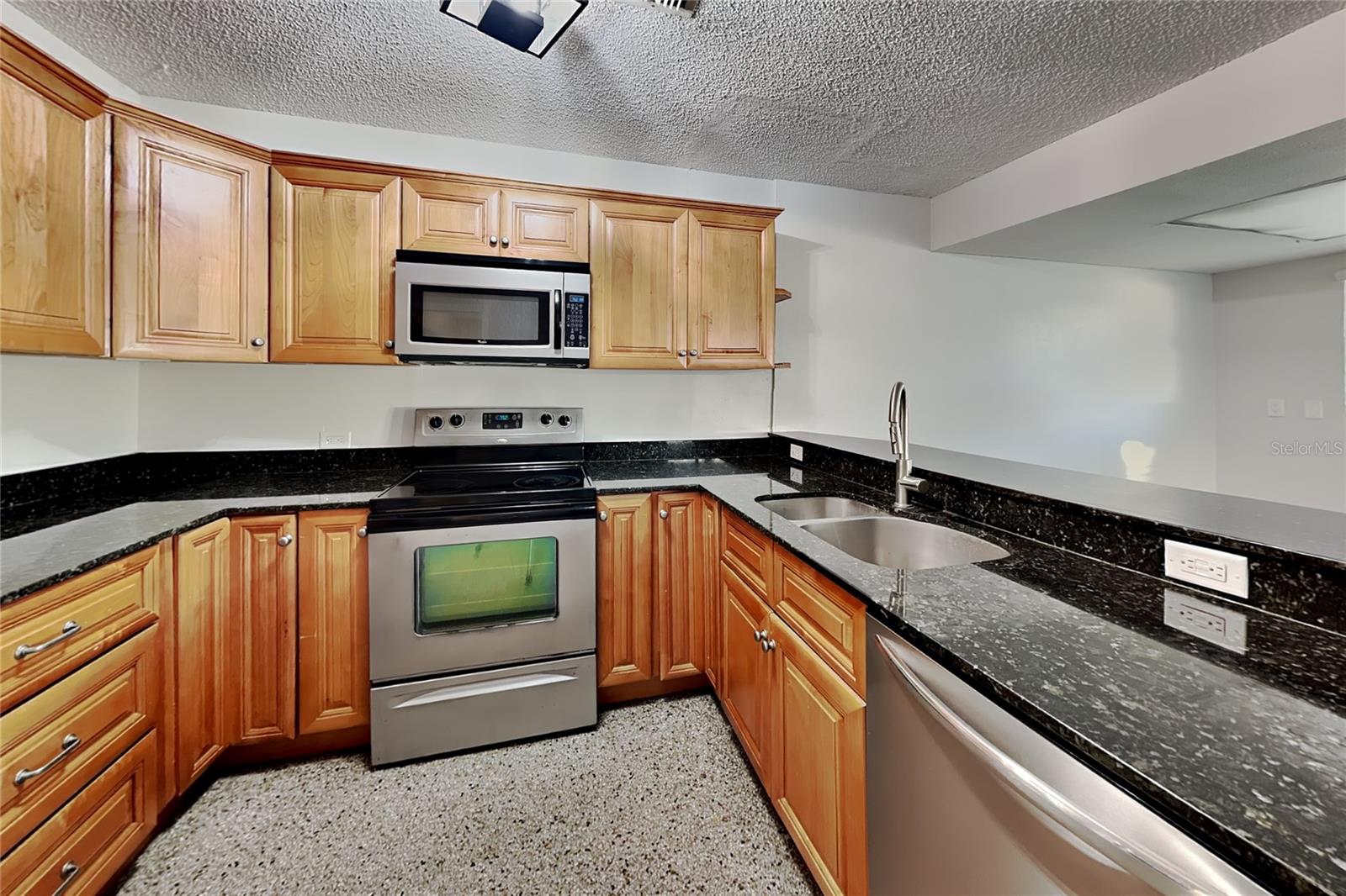 3619 W CASS ST #A — photo 5