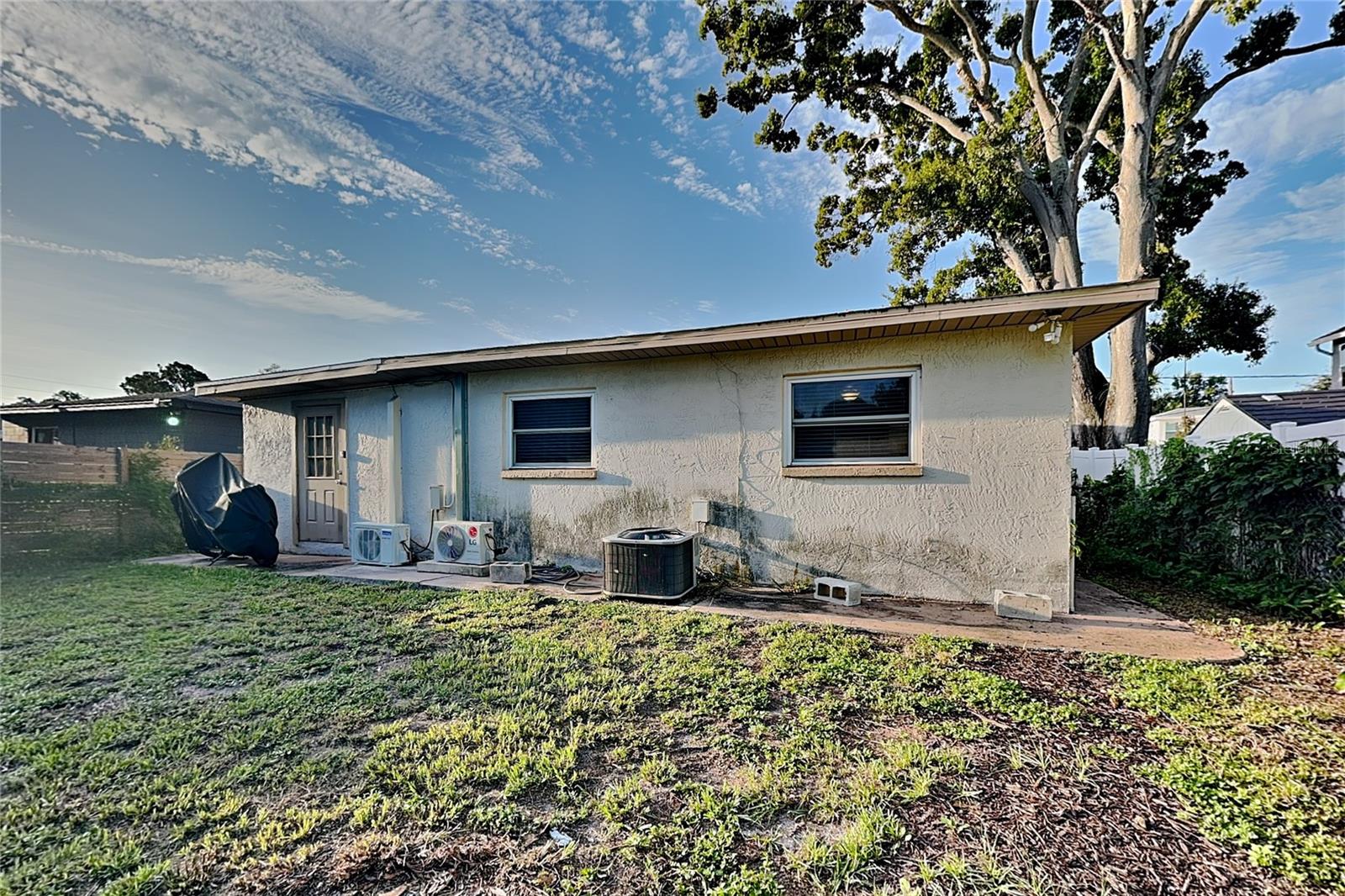 3619 W CASS ST #A — photo 16