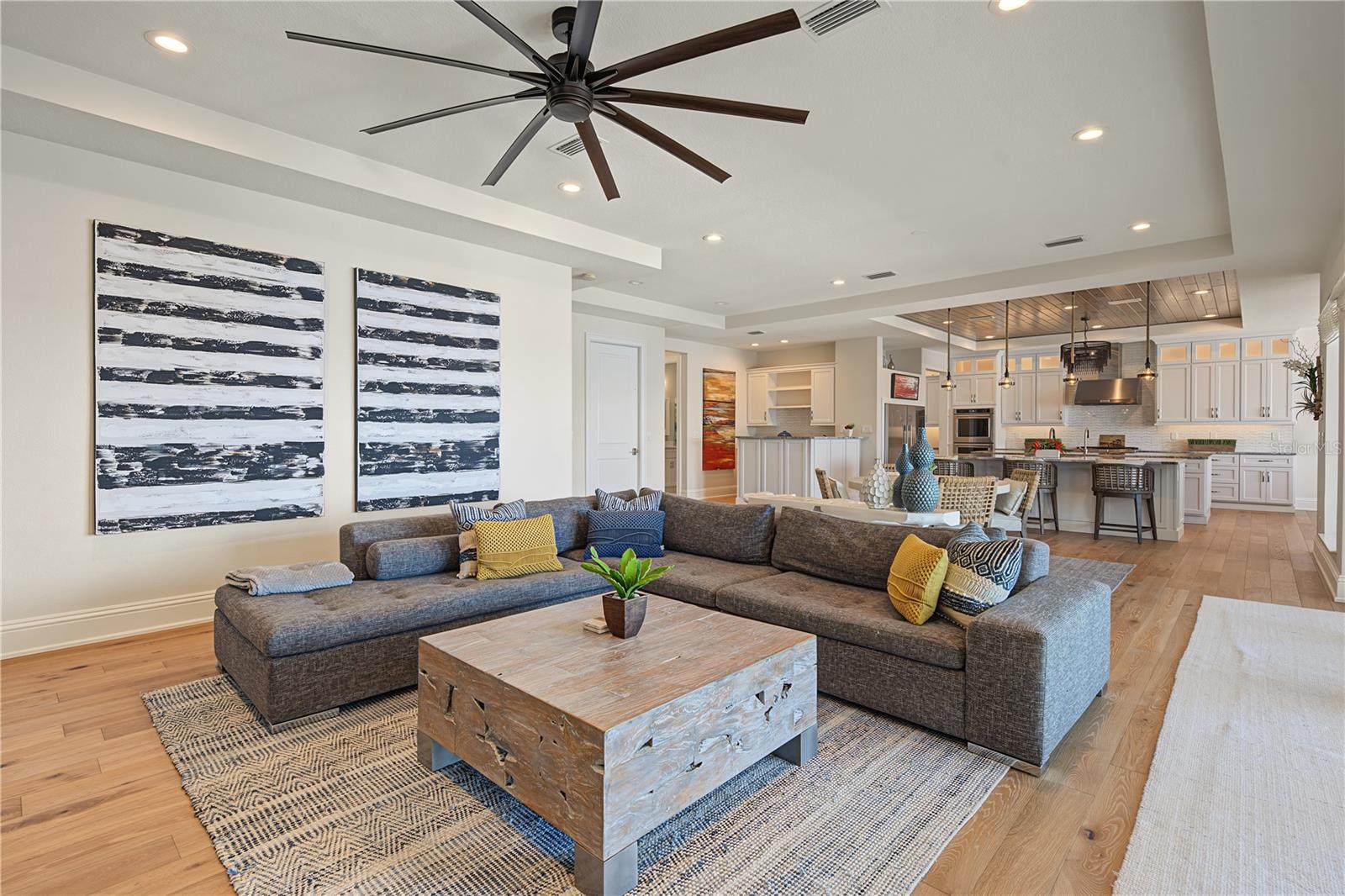 7 PARADISE LN — photo 8