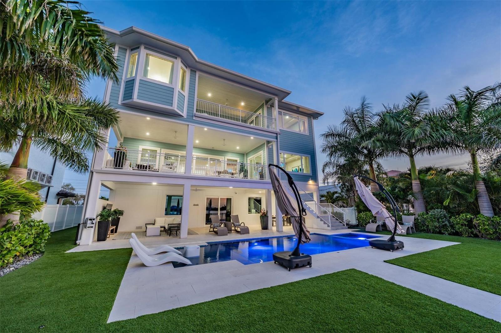 7 PARADISE LN — photo 94