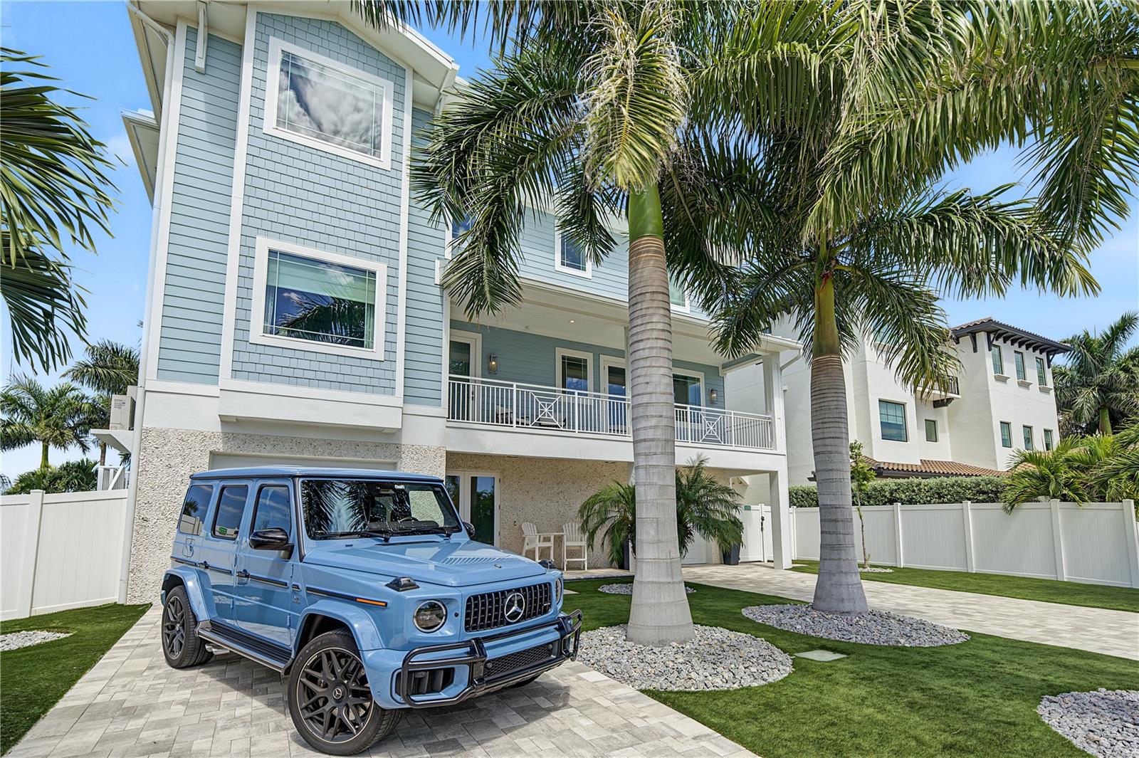 7 PARADISE LN — photo 89