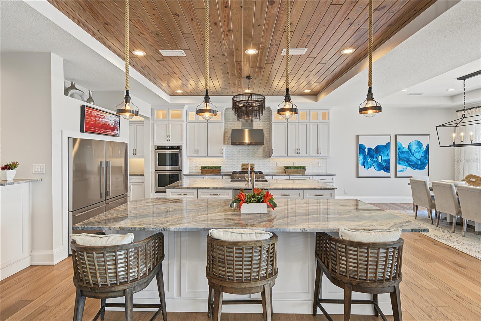 7 PARADISE LN — photo 17