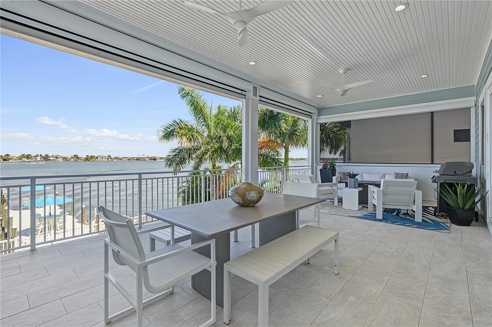 7 PARADISE LN — photo 35