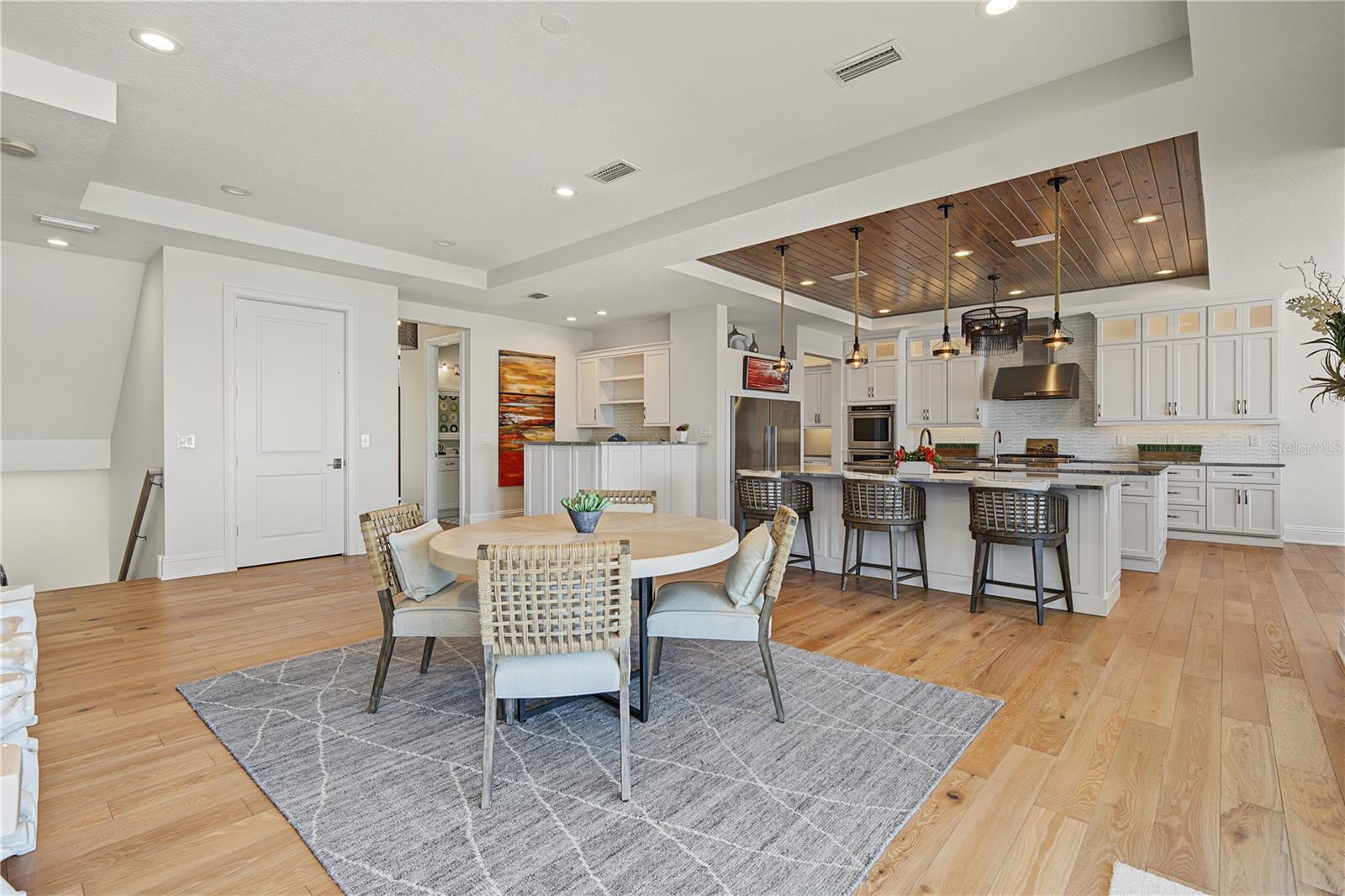 7 PARADISE LN — photo 15