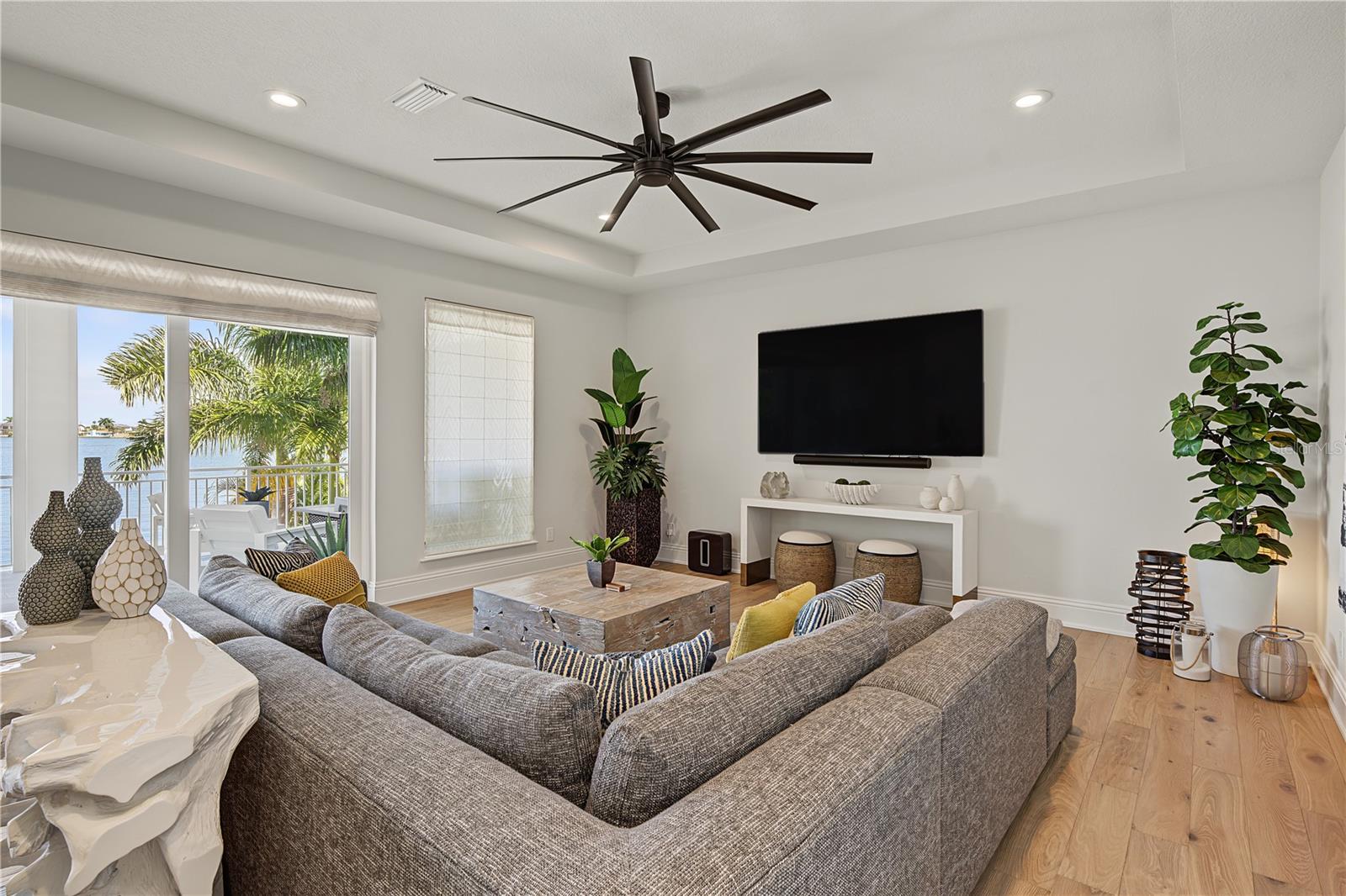 7 PARADISE LN — photo 9