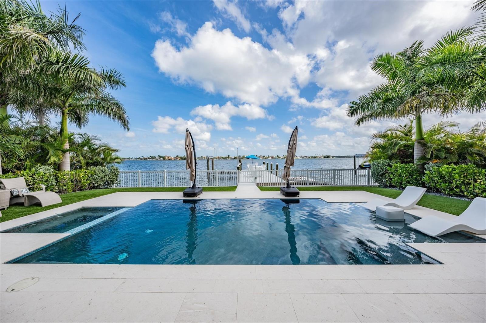 7 PARADISE LN — photo 68