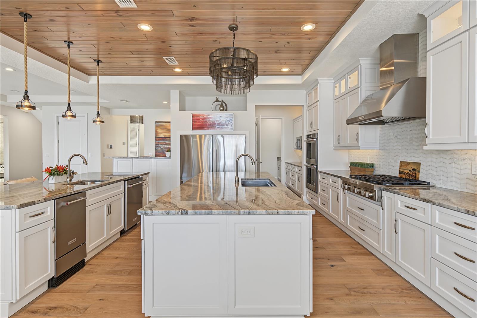 7 PARADISE LN — photo 20