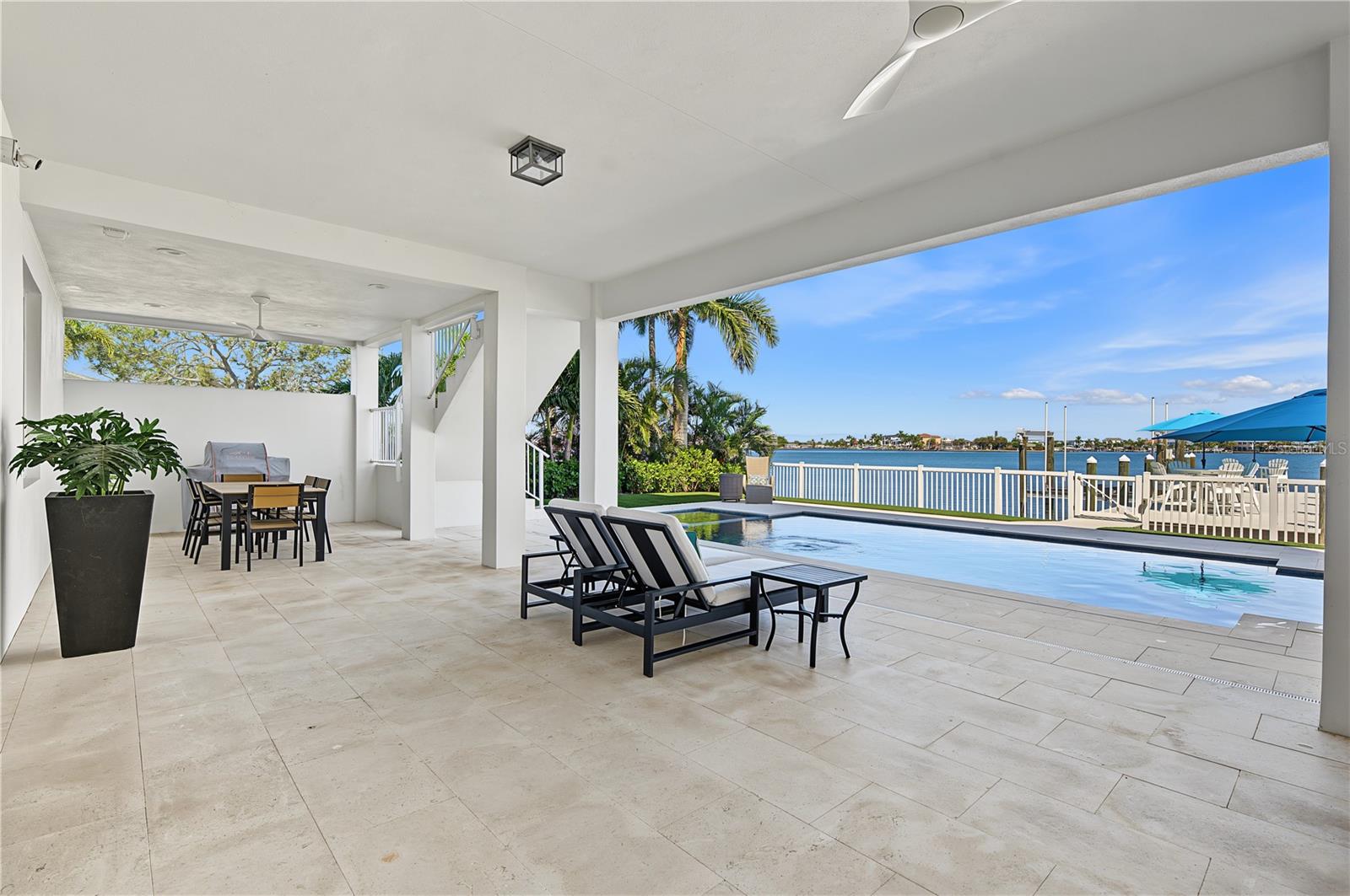 7 PARADISE LN — photo 77
