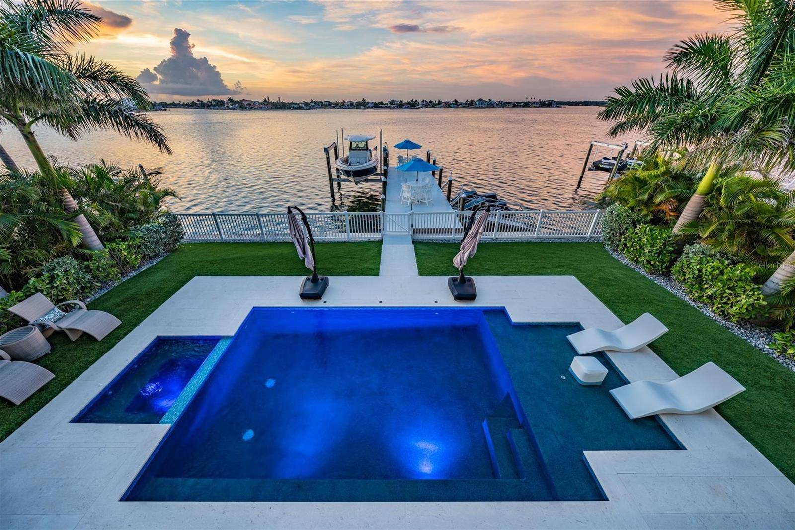 7 PARADISE LN — photo 69