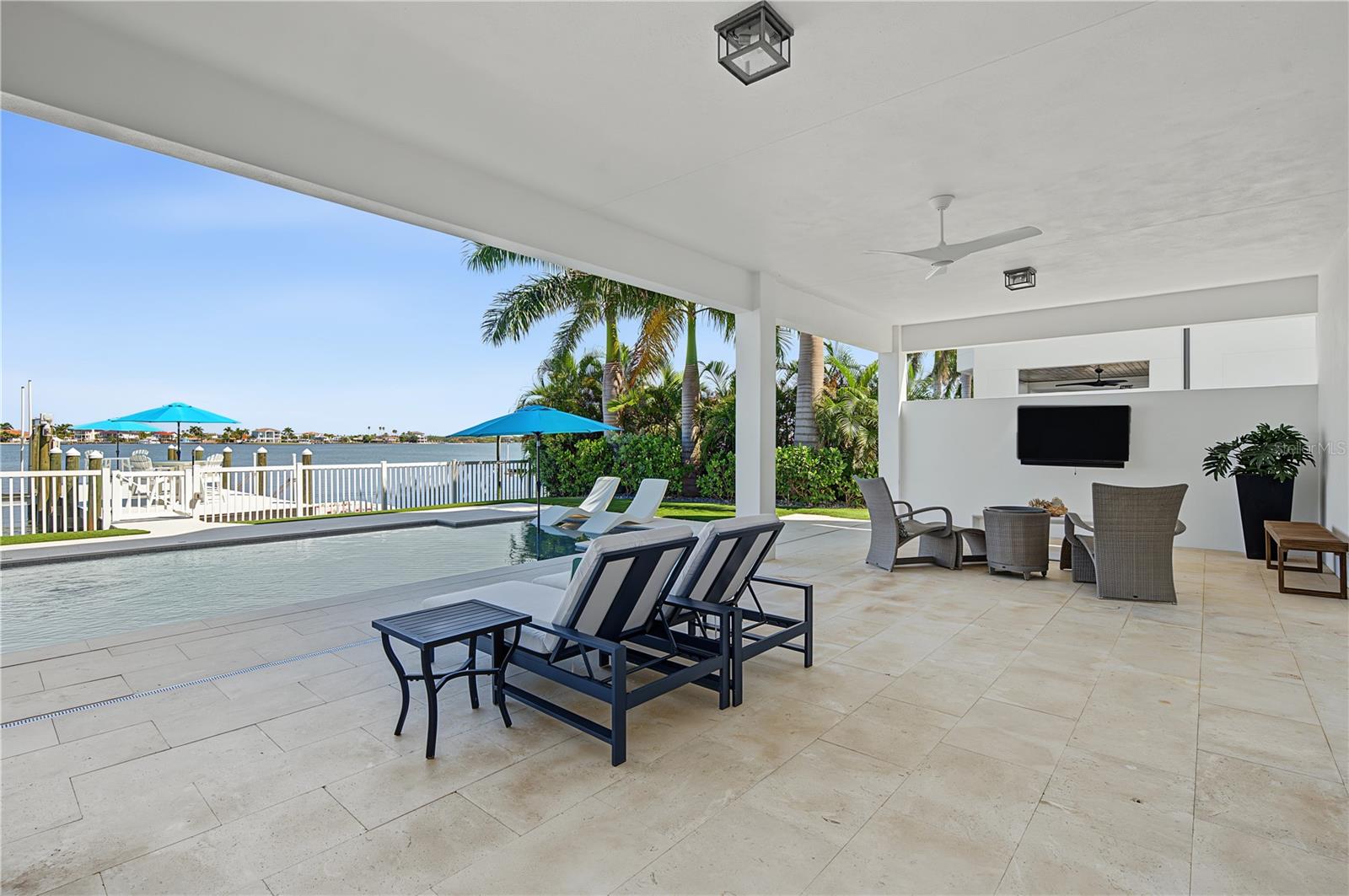 7 PARADISE LN — photo 75