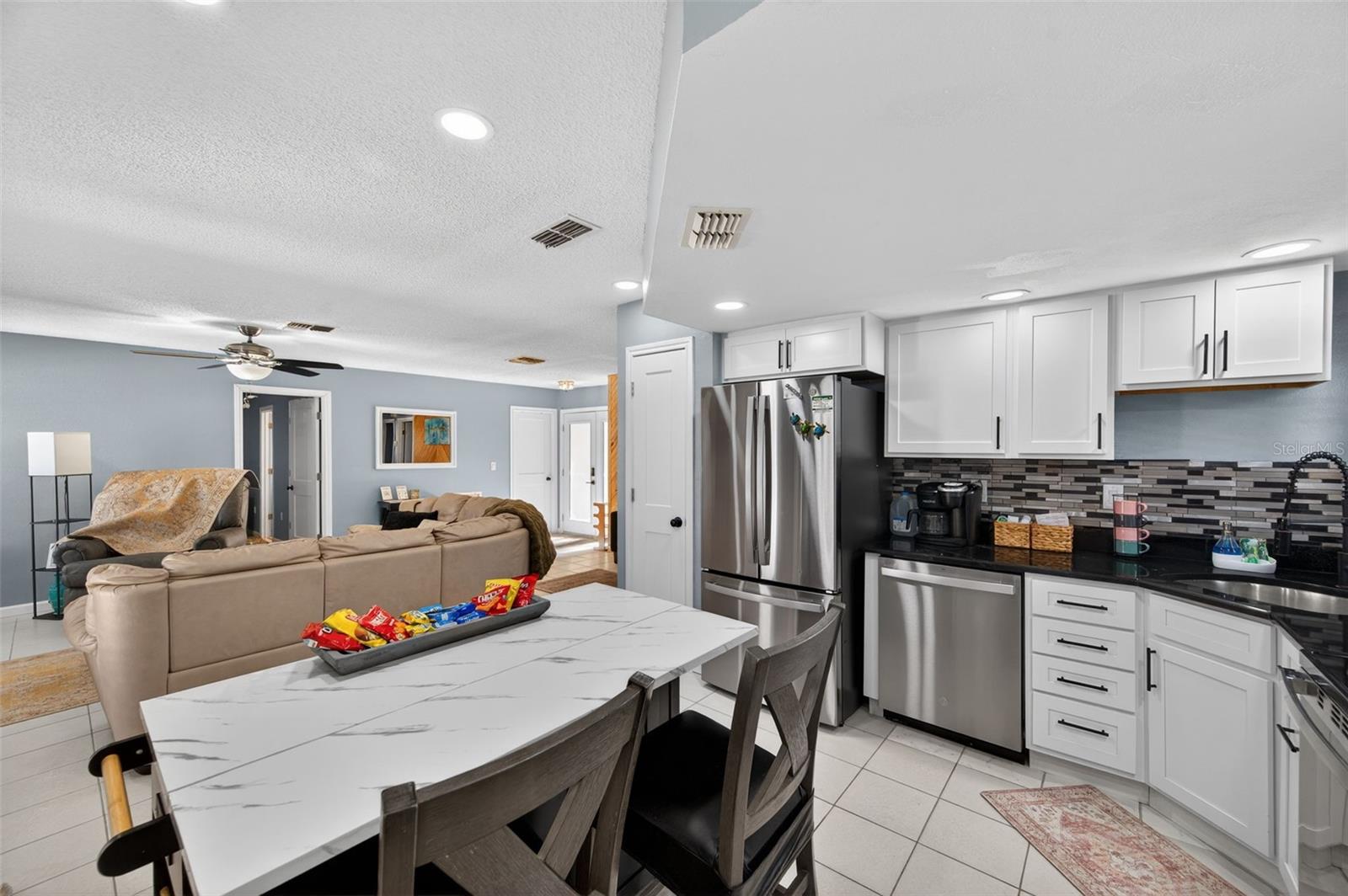 7623 MAKO DR — photo 15