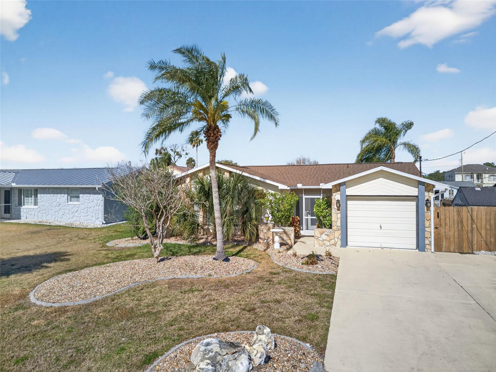 7623 MAKO DR — photo 53