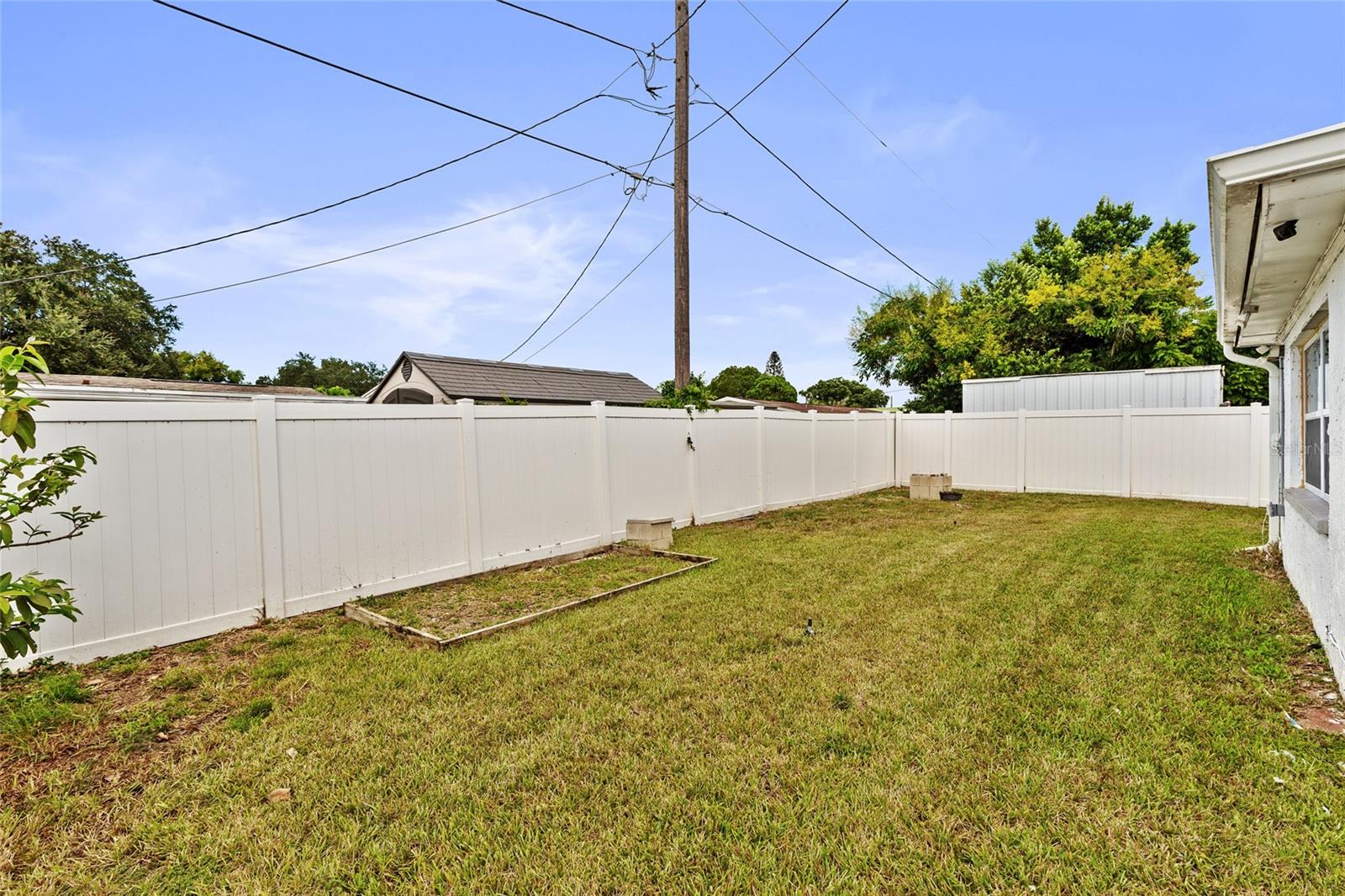 5053 CHET DR — photo 33