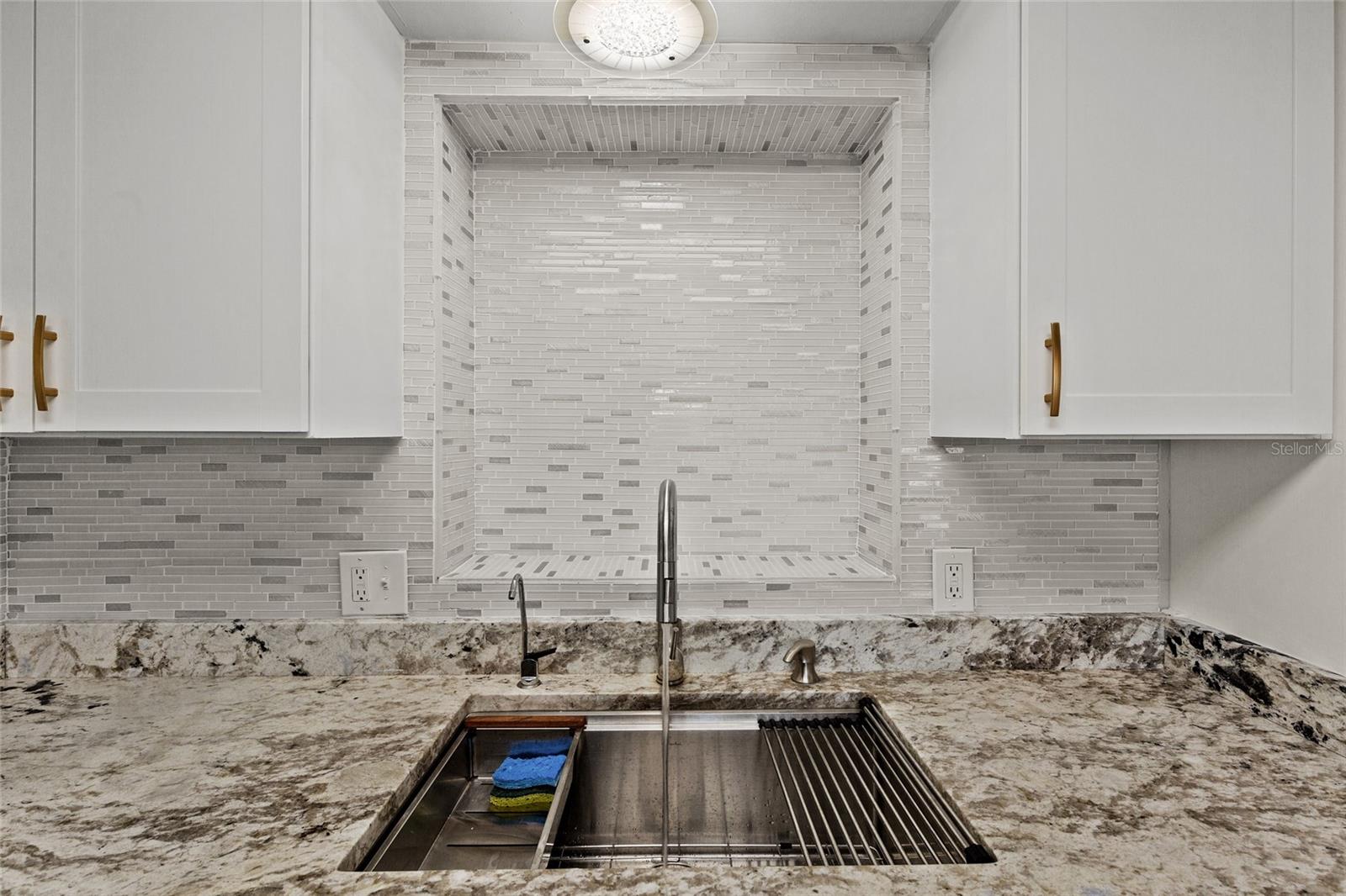5053 CHET DR — photo 16