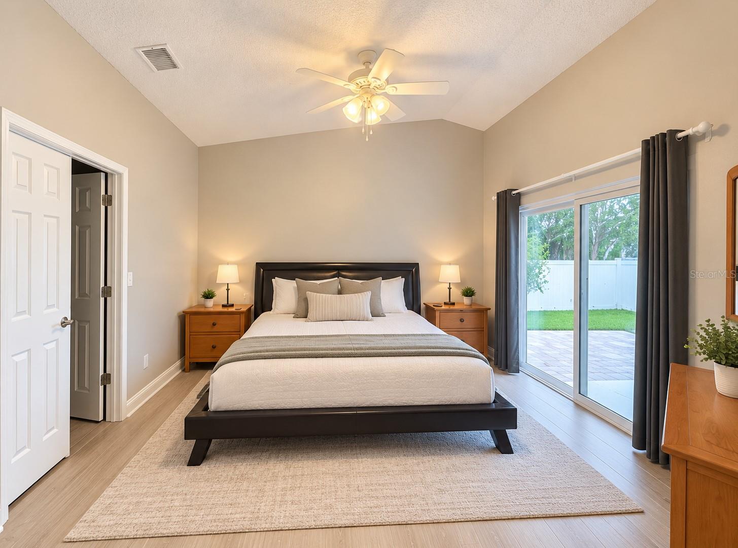 2212 CATTLEMAN DR — photo 9