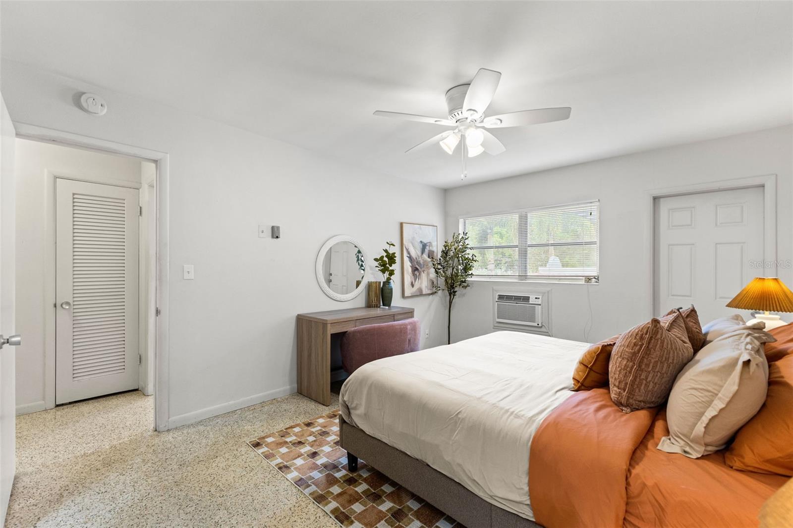 800 BEACH DR NE #1 — photo 20