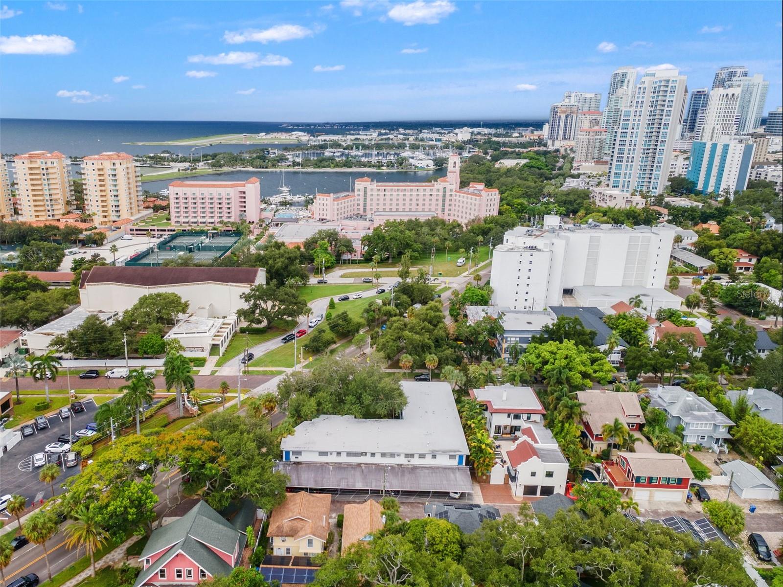 800 BEACH DR NE #1 — photo 31