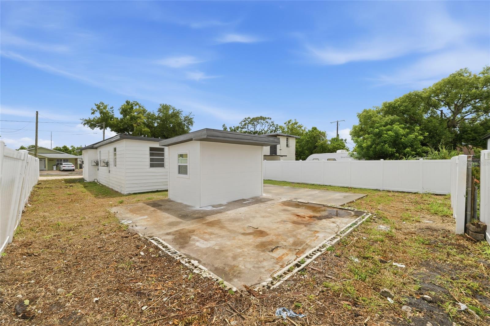 3923 W FLORA ST — photo 28