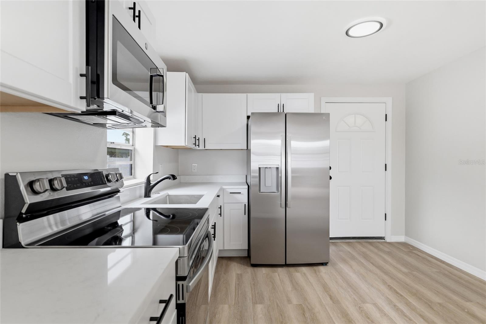 3923 W FLORA ST — photo 19
