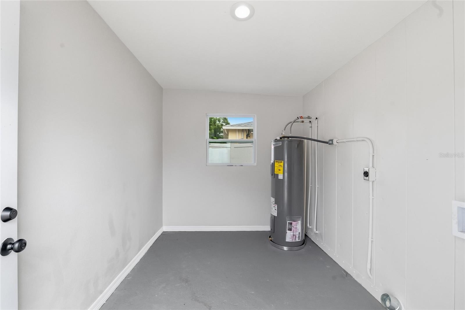 3923 W FLORA ST — photo 22