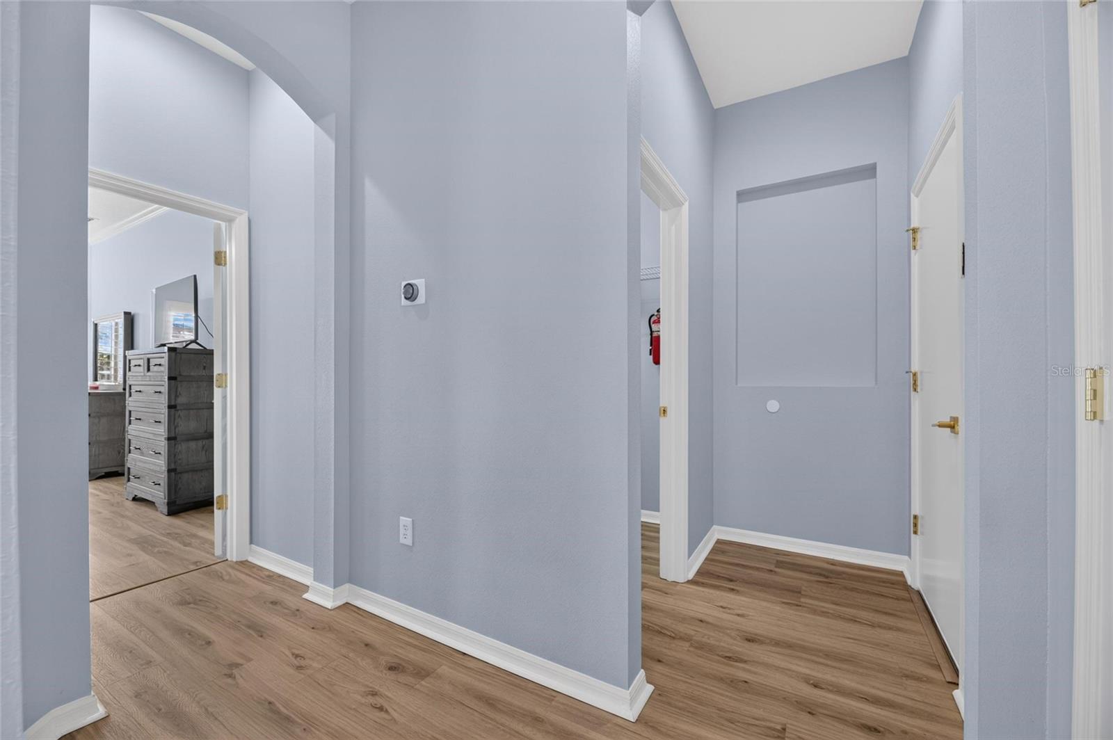 421 ISLEBAY DR — photo 42