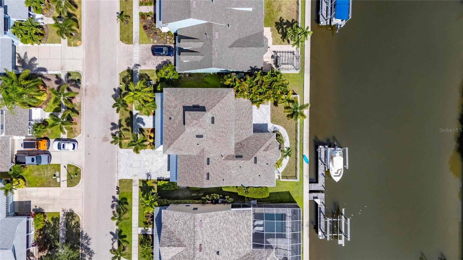 421 ISLEBAY DR — photo 89