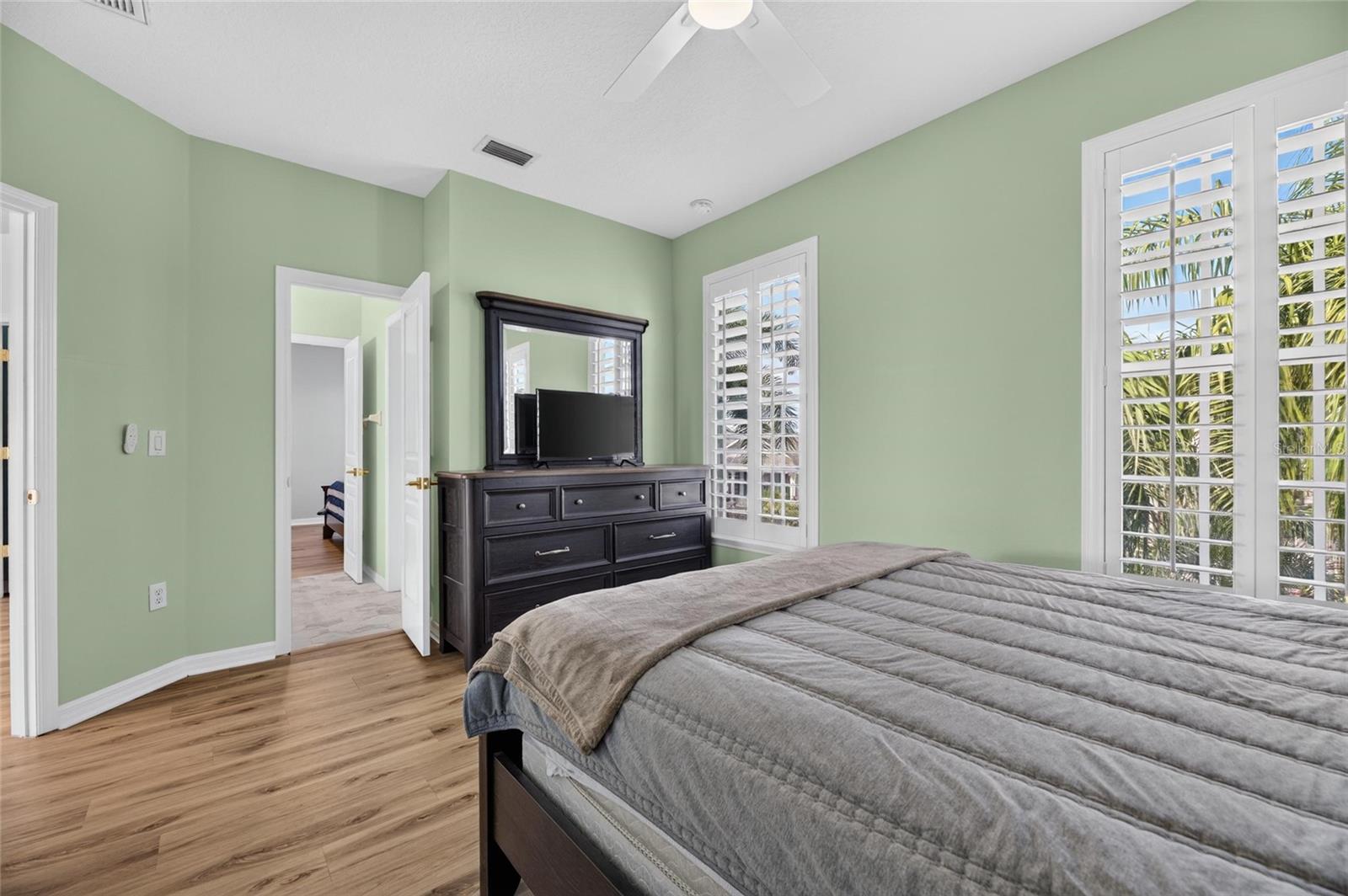 421 ISLEBAY DR — photo 75