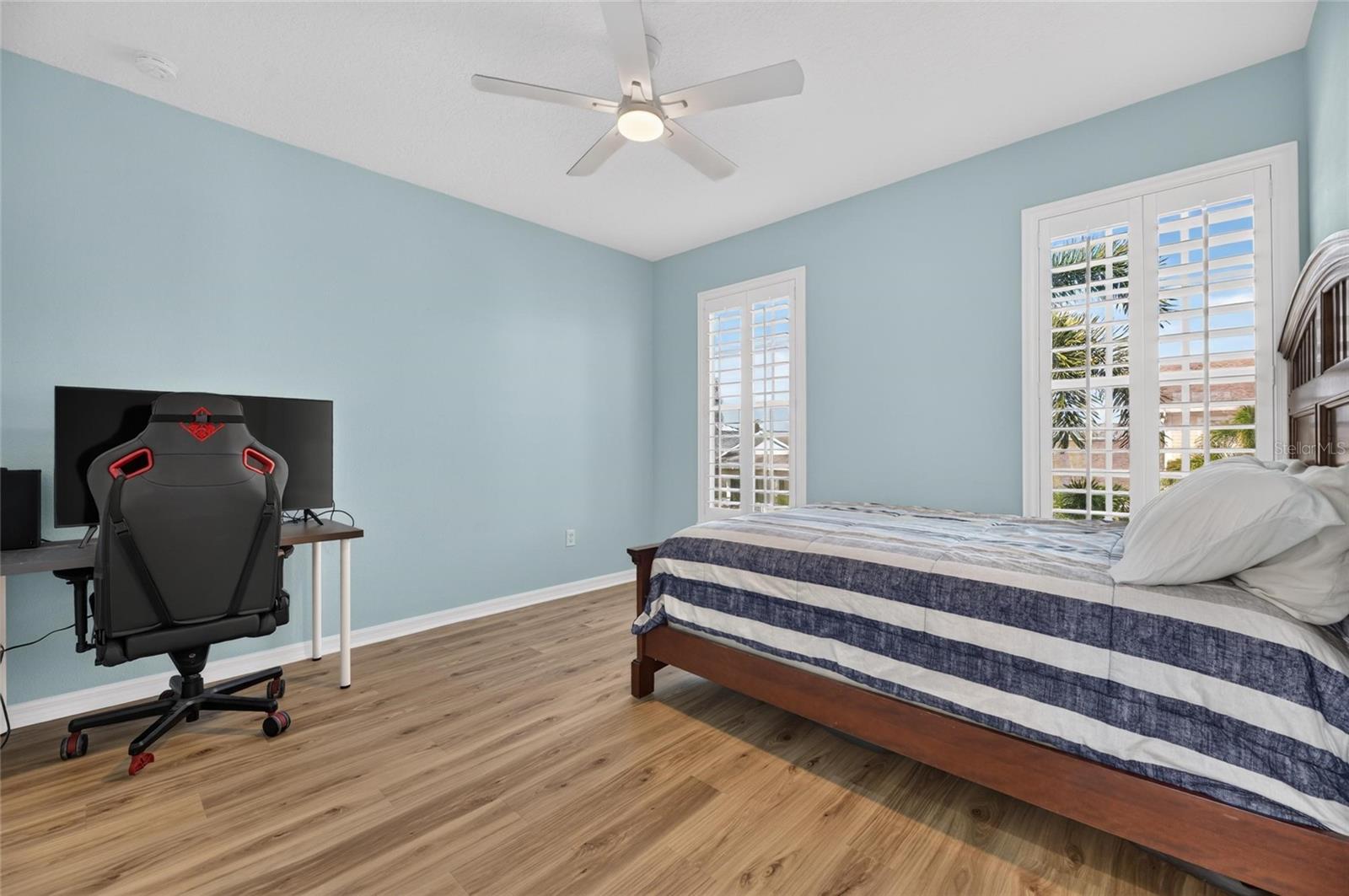 421 ISLEBAY DR — photo 67