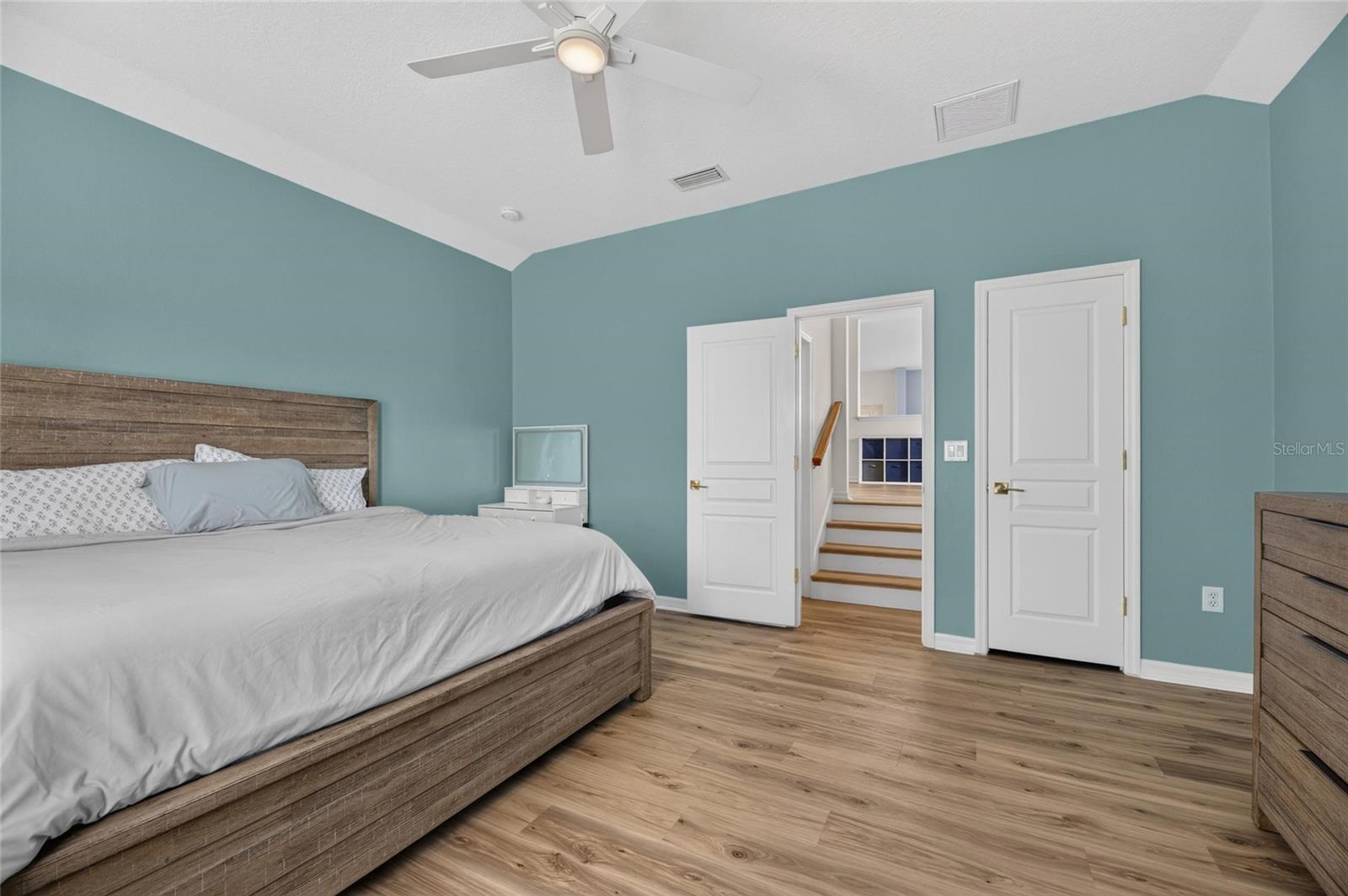 421 ISLEBAY DR — photo 66