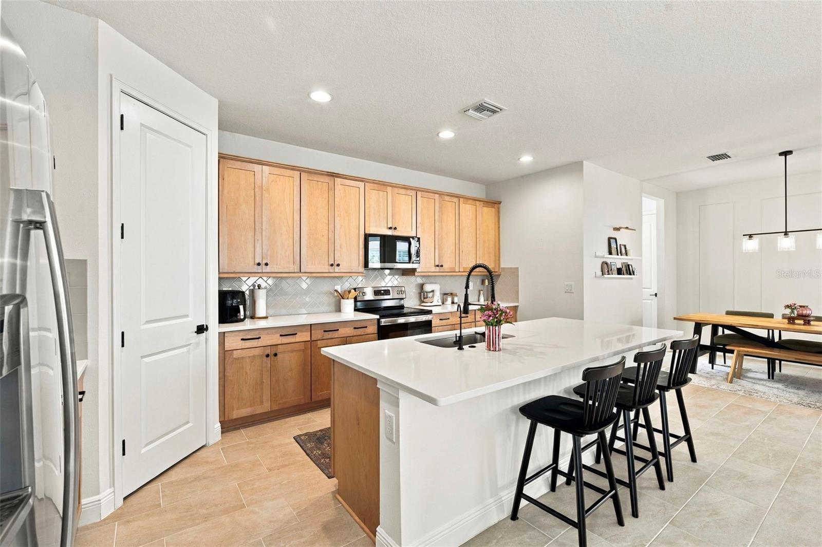 28592 COZY CREEK DR — photo 4