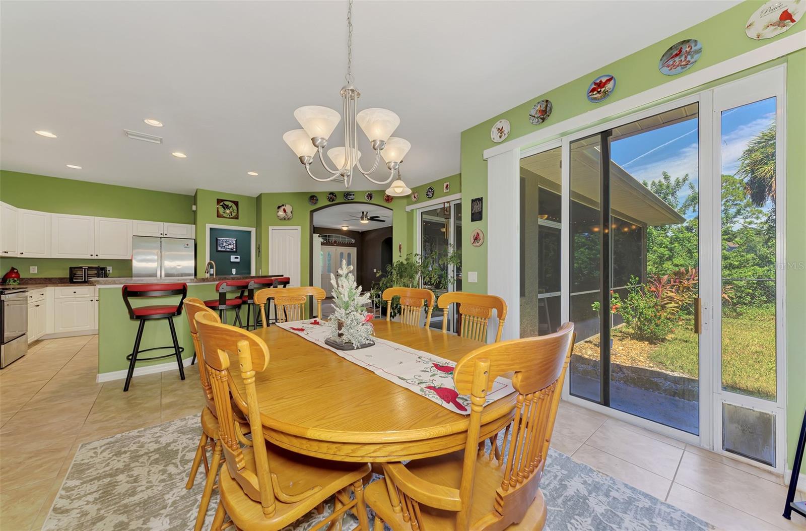 2444 VANCOUVER LN — photo 27
