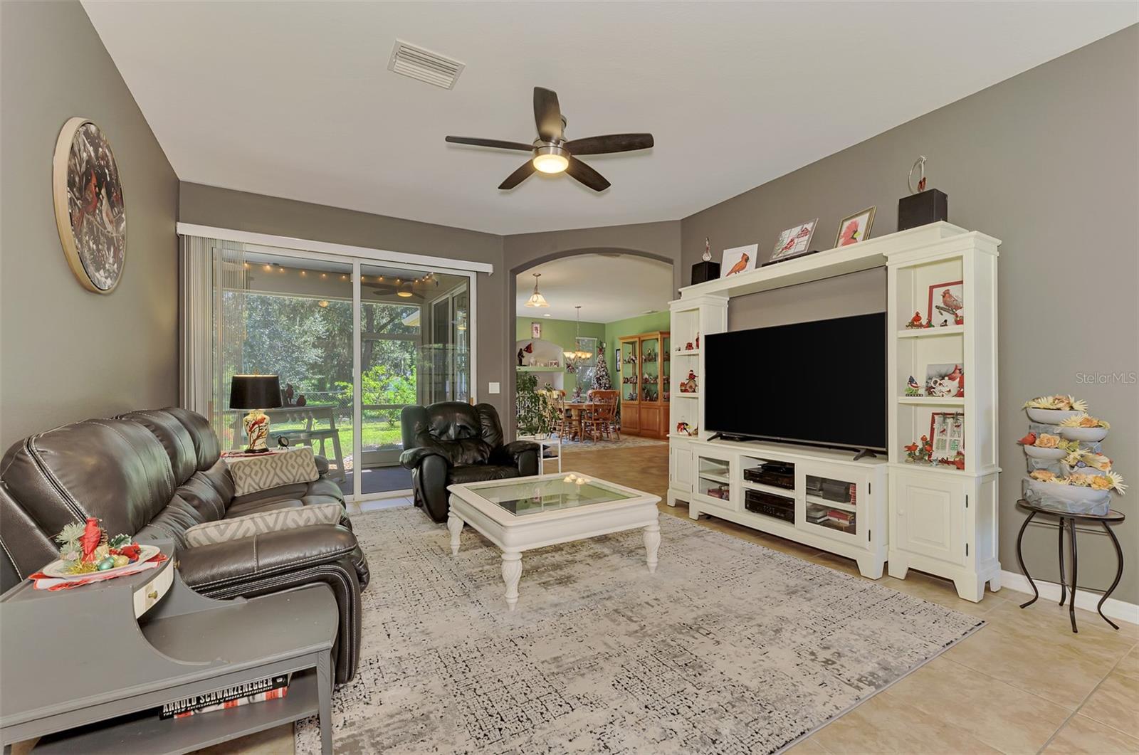 2444 VANCOUVER LN — photo 9