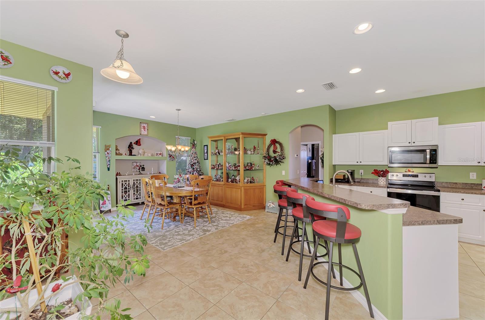 2444 VANCOUVER LN — photo 15