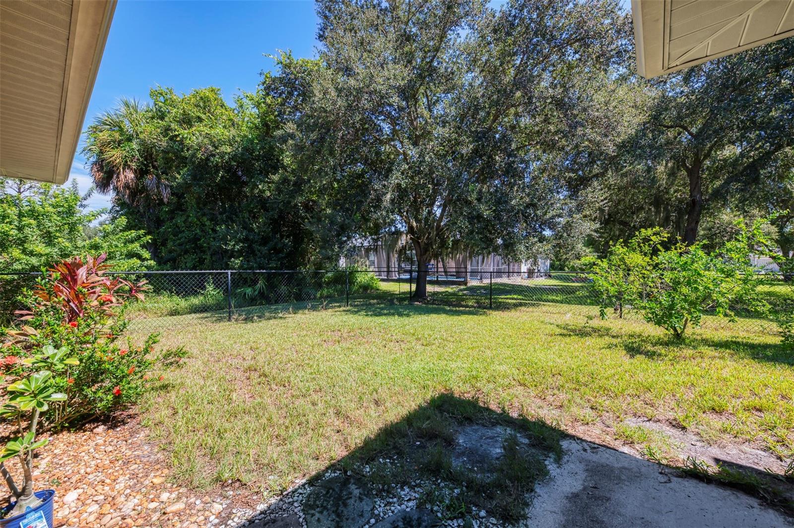 2444 VANCOUVER LN — photo 49