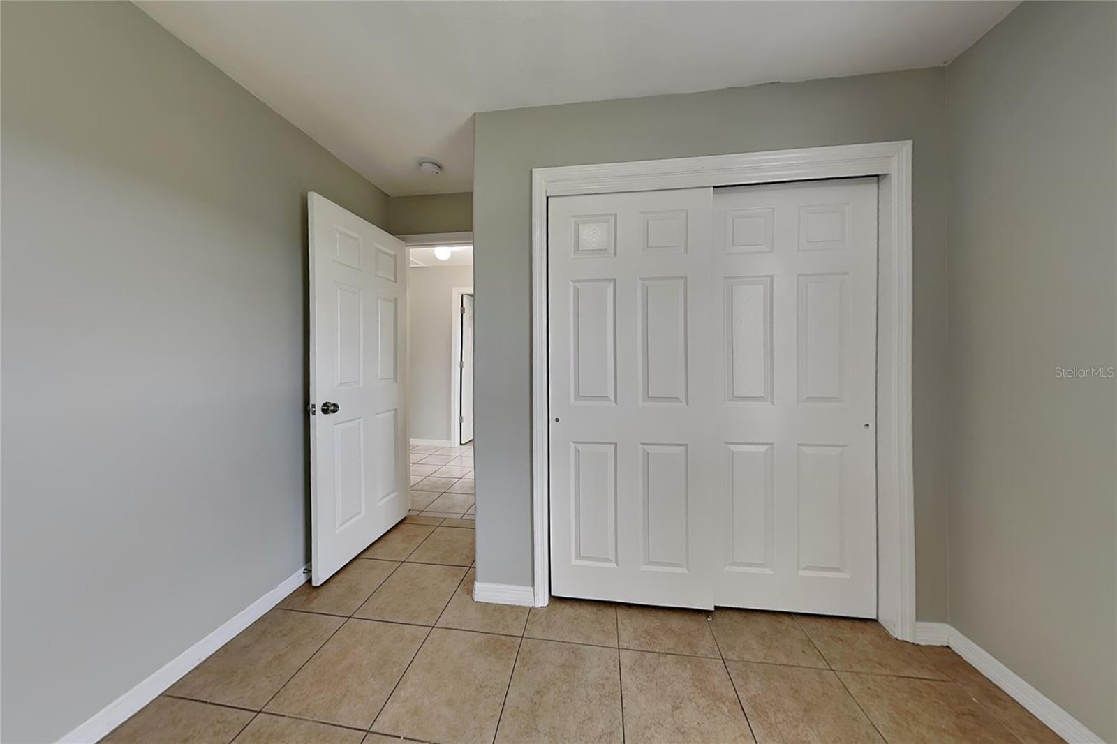 477 FLORIDA CIR N — photo 10