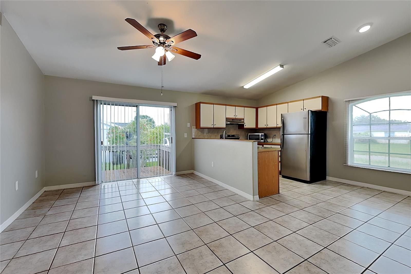 477 FLORIDA CIR N — photo 3
