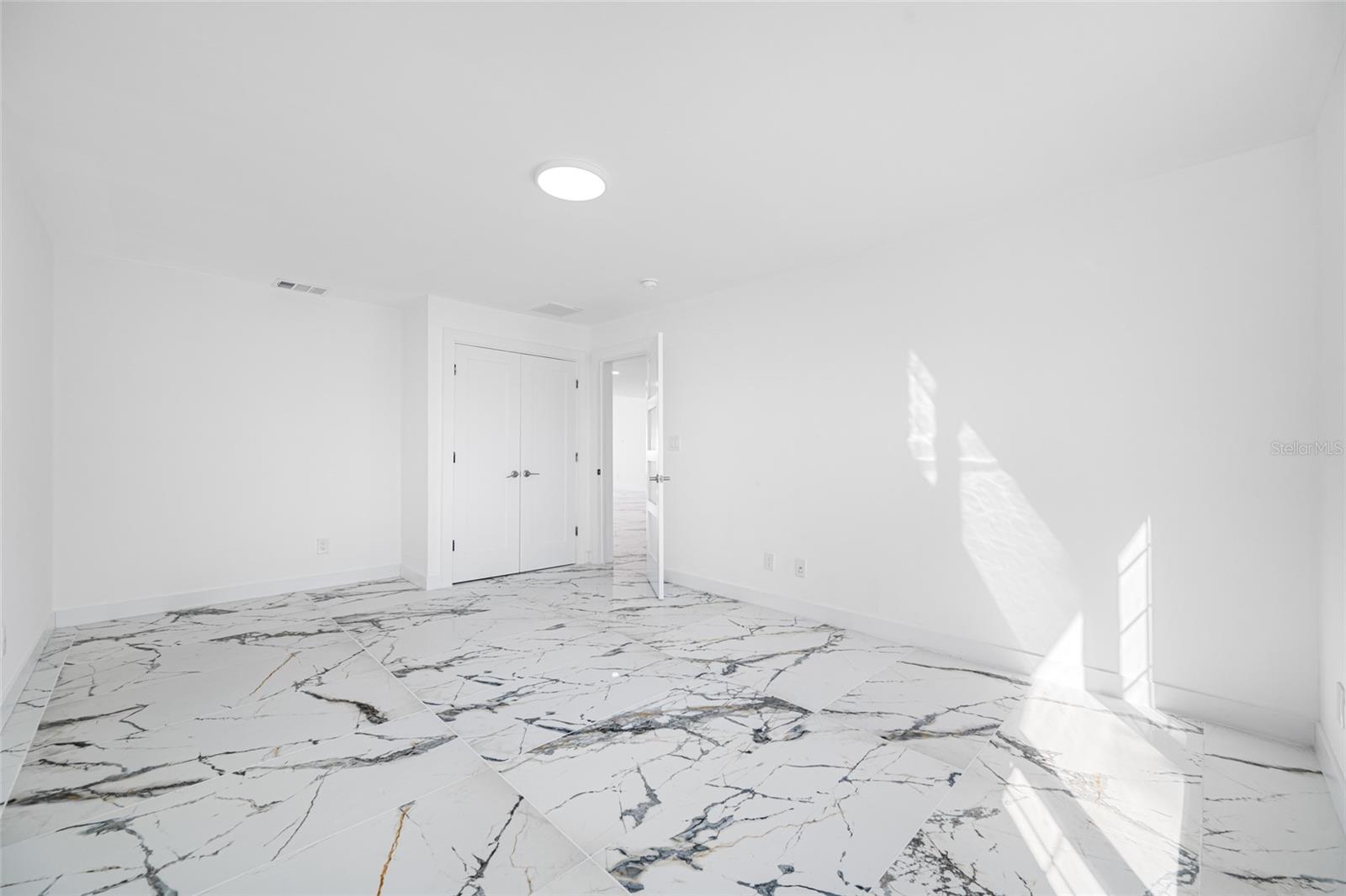600 115TH AVE — photo 31