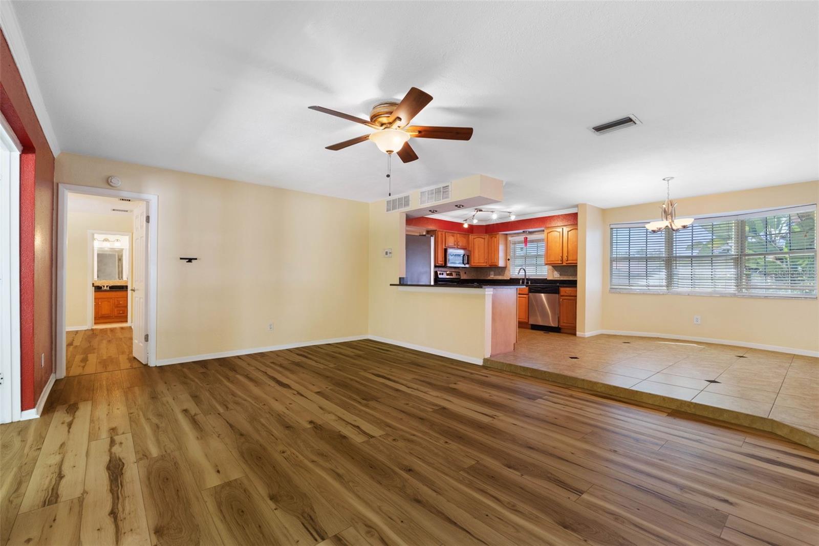 14331 APACHE AVE — photo 15