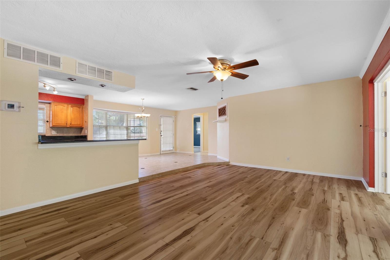 14331 APACHE AVE — photo 16